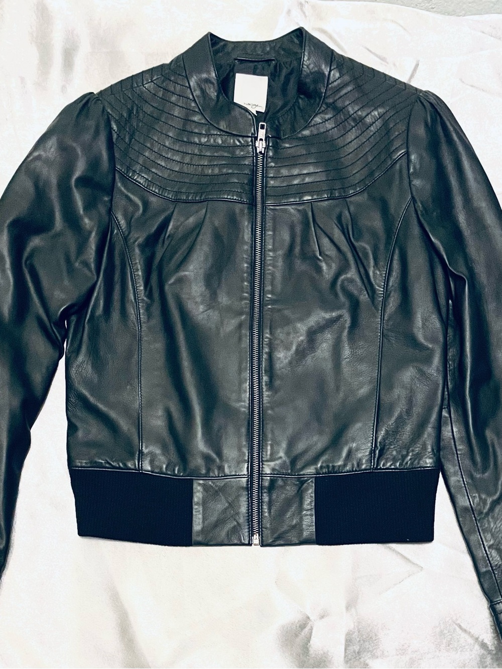 Halogen Women’s Black Leather Zip-Front Bomber Jacket